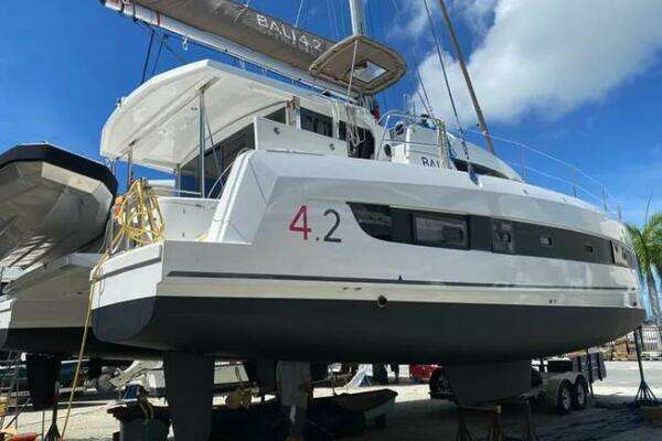 Picture Of: 2023 Bali 4.2 Nauti Habit