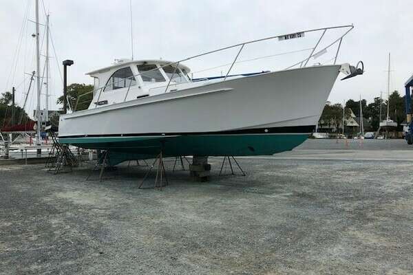 Picture Of: 2003 Legacy Express Quest