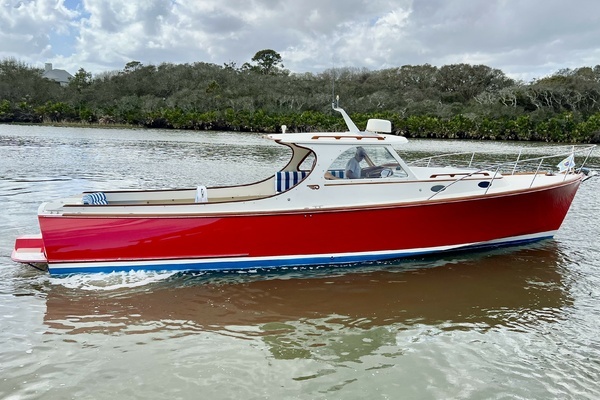 Picture Of: 1995 Hinckley Picnic Boat 36 Classic Tasmanian Devil