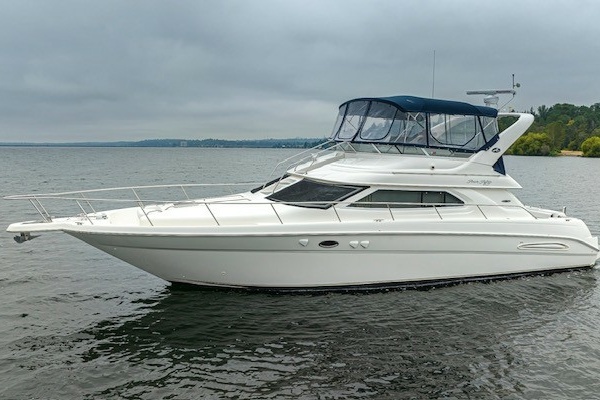 Picture Of: 2003 Sea Ray 450 Express Bridge 