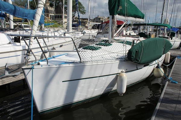 Picture Of: 2007 Beneteau 323 Wind Thief