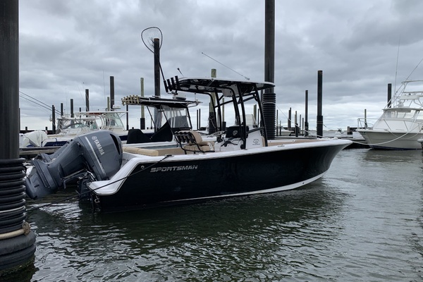 Picture Of: 2019 Sportsman Heritage 231 Center Console 