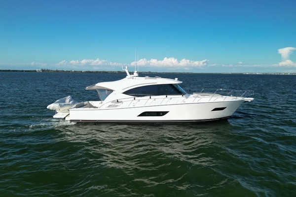 Picture Of: 2020 Riviera  FRINGE BENEFIT IV