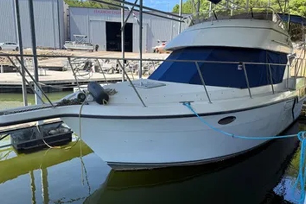 Picture Of: 1994 Carver 300 