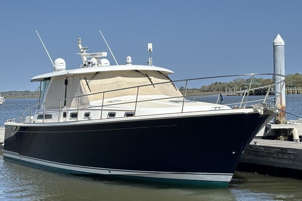 Picture Of: 2019 Sabre 45 Express 