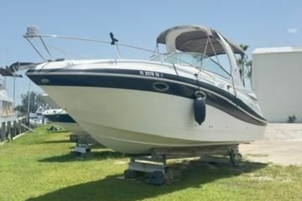 Picture Of: 2006 Four Winns  