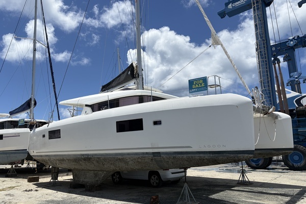 Picture Of: 2019 Lagoon 42 Apres Sail