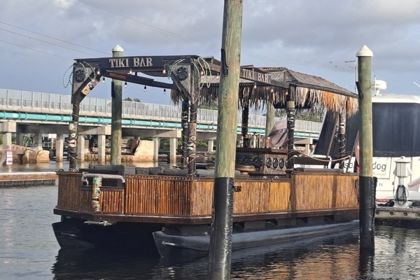 Picture Of: 1997 Starcraft  