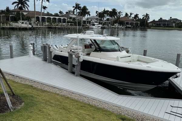 Picture Of: 2024 Tiara Yachts 38 LS 