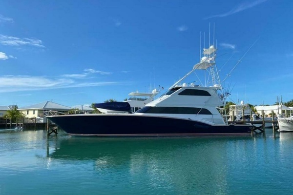 Picture Of: 2005 Sea Force IX Enclosed Flybridge REEL DEAL 