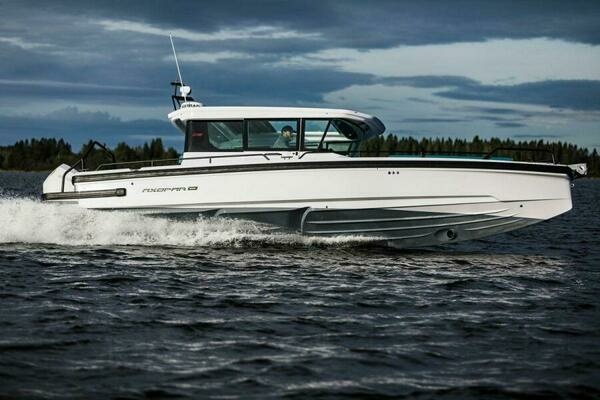 Picture Of: 2023 Axopar 28 CABIN Lemaire