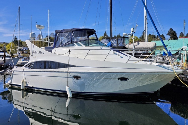 Picture Of: 2007 Carver 36 Mariner Isla May
