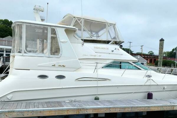 Picture Of: 1999 Sea Ray 420 Aft Cabin Resilience