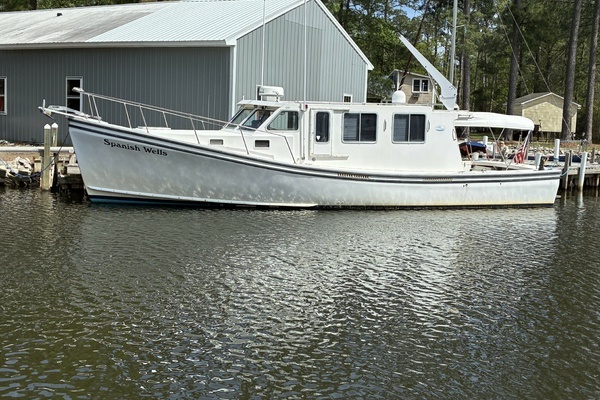 Picture Of: 2000 Provincial 42 Pleasure Boat Spanish Wells