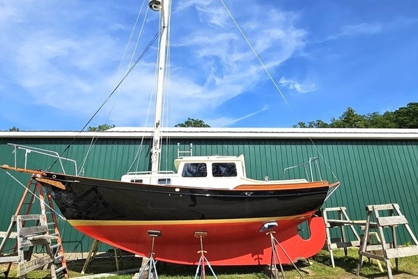 Picture Of: 2025 Eastsail All Weather 25 Black Magic