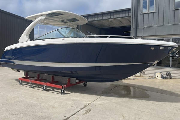 Picture Of: 2019 Chaparral 297 SSX 