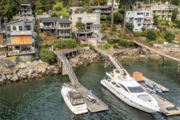 Picture Of: 2005 Azimut Fly 62 ALADDIN