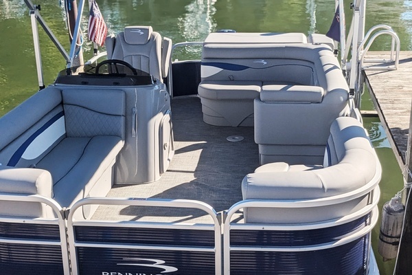 Picture Of: 2024 Bennington 20 SVL23 