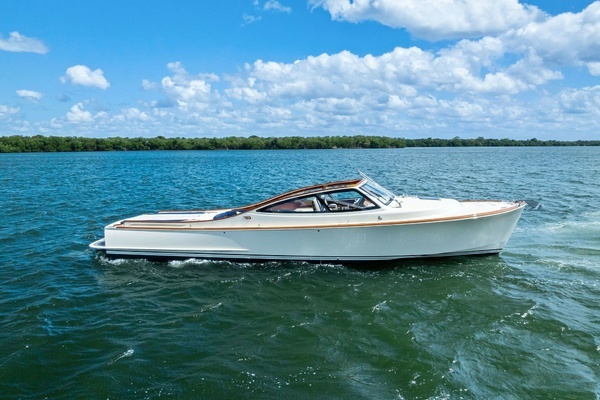 Picture Of: 2008 Hinckley Talaria 38R RASCAL