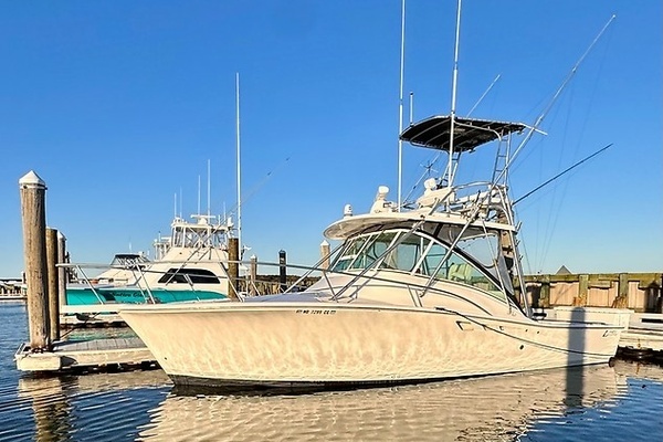 Picture Of: 2005 Luhrs 32 Express Faith