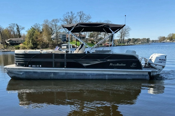 Picture Of: 2016 Misty Harbor 2385 Skye SL 