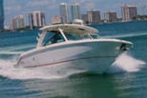 Picture Of: 2021 Boston Whaler Vantage 