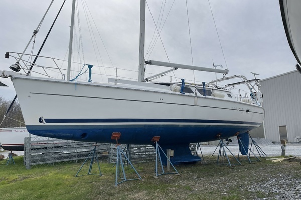 Picture Of: 2005 Hunter  ZEPHYR'S WHIM