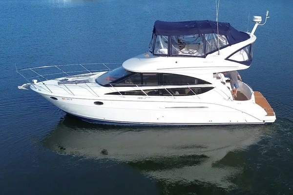 Picture Of: 2007 Meridian 391 Motor Yacht Summer Wind