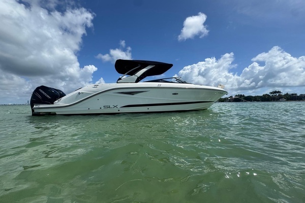 Picture Of: 2017 Sea Ray  
