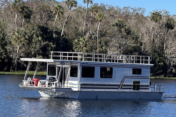 Picture Of: 1999 Aqua Chalet 4614 Kingfisher