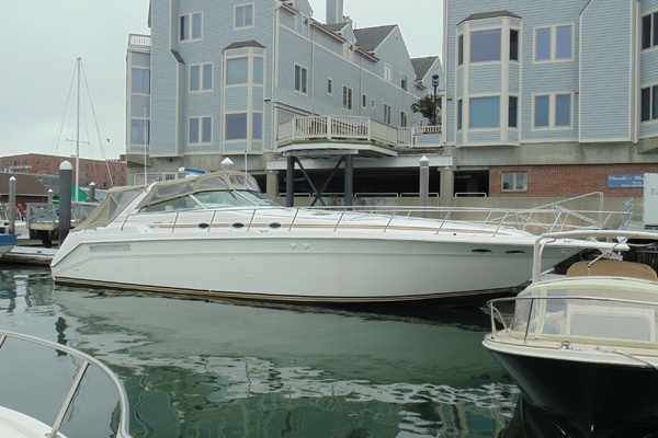 Picture Of: 1994 Sea Ray 500 Sundancer The Job Site
