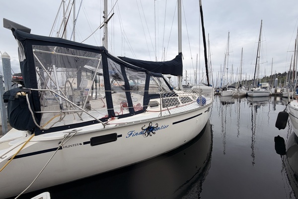 Picture Of: 1990 Hunter 37.5 Final Frontier