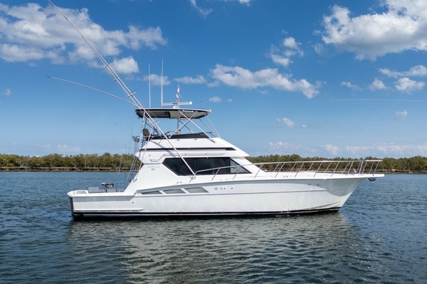 Picture Of: 1995 Hatteras  