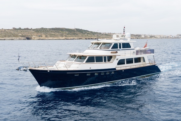Picture Of: 2010 Marlow Explorer 72E-CB FIDDLERS DREAM