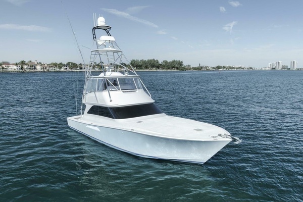Picture Of: 2005 Viking Convertible Big Fish II