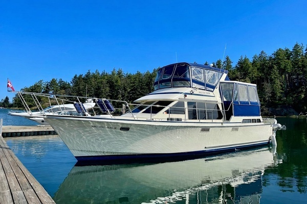 Picture Of: 1989 Tollycraft  ISLE OF VIEW