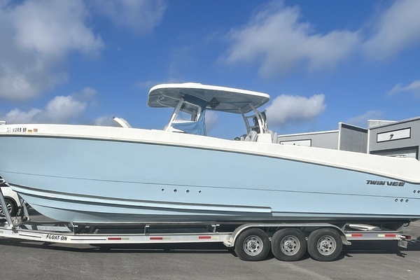 Picture Of: 2023 Twin Vee 340 GFX 