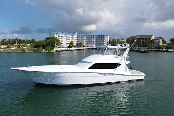 Picture Of: 2004 Hatteras  