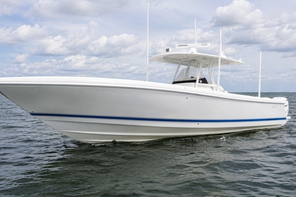Picture Of: 2015 Intrepid  