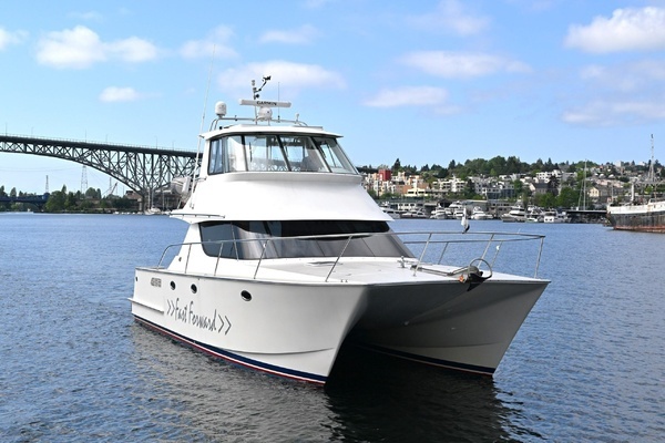 Picture Of: 2002 Powercat 41.4 Fast Forward