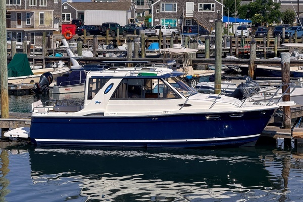 Picture Of: 2012 Cutwater 26 