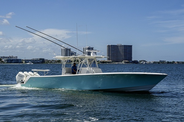 Picture Of: 2023 SeaVee 390B HARD BILLS