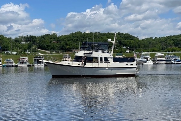 Picture Of: 1981 Hatteras LRC RoBoat