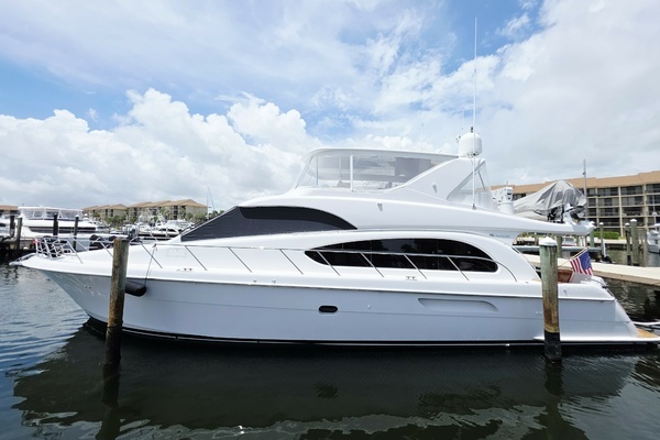 Picture Of: 2008 Hatteras  