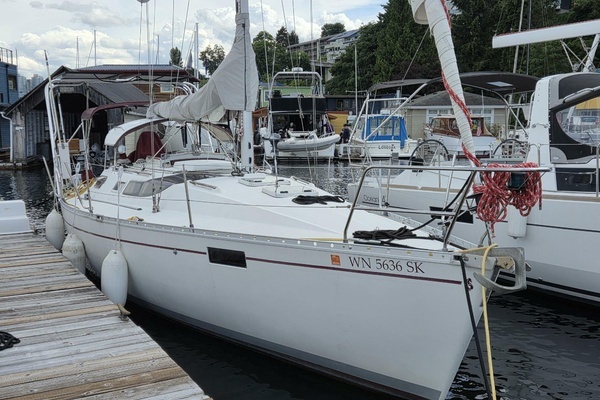 Picture Of: 1988 Beneteau Oceanis 350 Sea Squatch
