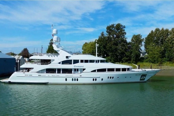 Picture Of: 2004 Benetti 145 Vision Domani