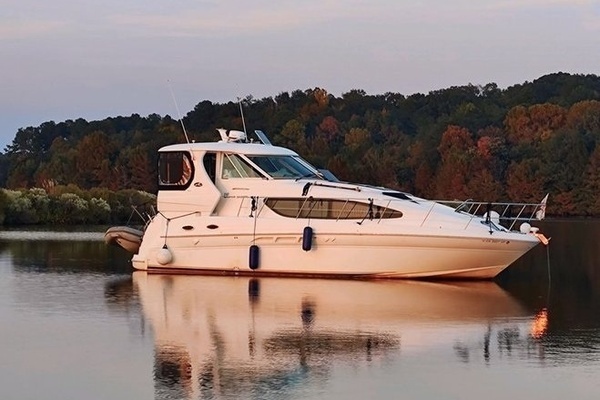 Picture Of: 2004 Sea Ray 390 Cool Change