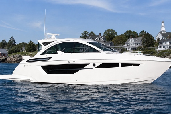 Picture Of: 2021 Cruisers Yachts 50 Cantius 