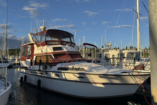 Picture Of: 1987 President 37 Sundeck Adagio