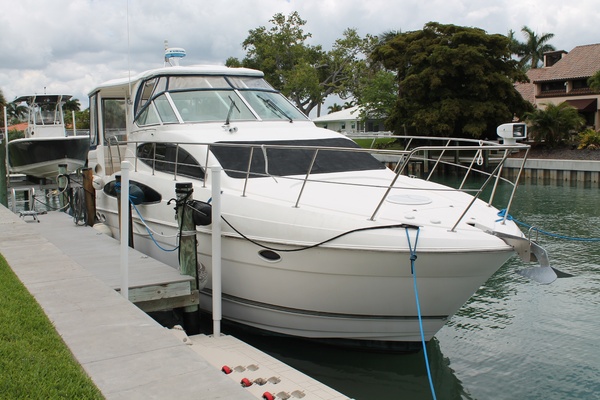 Cruisers Yachts